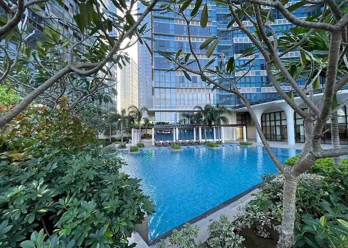 Cozy 1 Bedroom In Uptown Bgc شقة