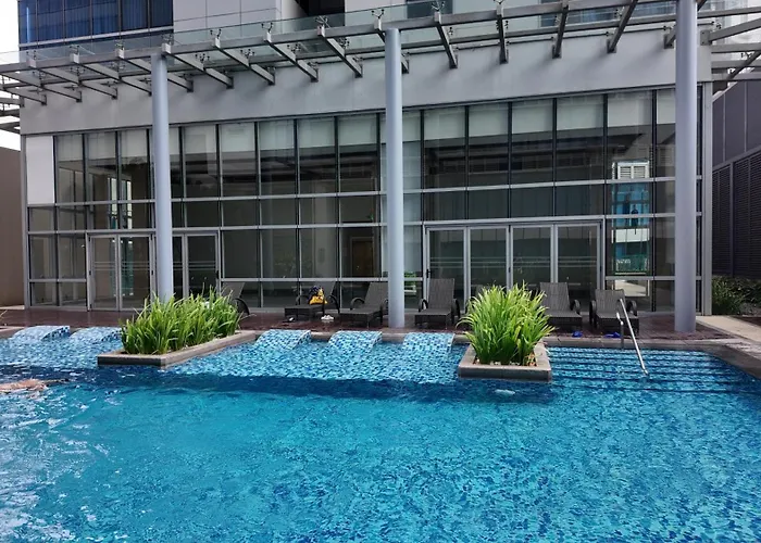 Cozy 1 Bedroom In Uptown Bgc *