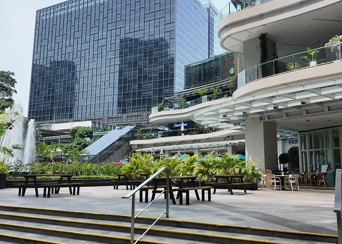 Cozy 1 Bedroom In Uptown Bgc Manila