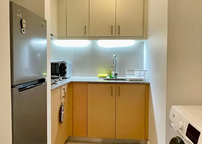 Cozy 1 Bedroom In Uptown Bgc *